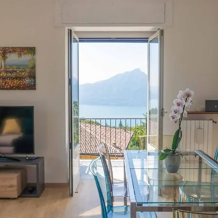 Spacious & Modern, Short Drive To & Mountain Апартаменты *
